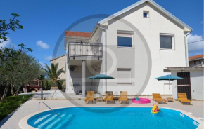 Cozy Home In Polaca With Wifi
